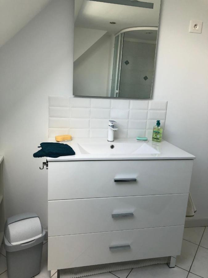Chambre A Proximite De La Baie Du Mont Saint Michel Avranches 外观 照片